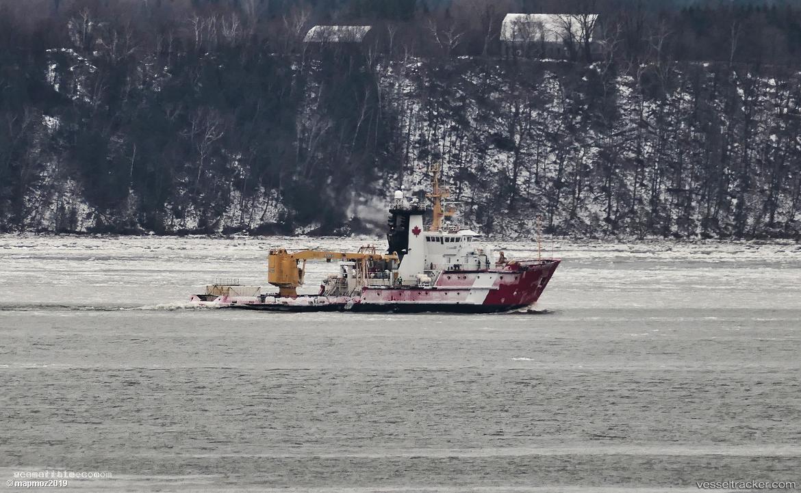 Samuel-Risley - Buoy Lighthouse Vessel vessel registered in Canada