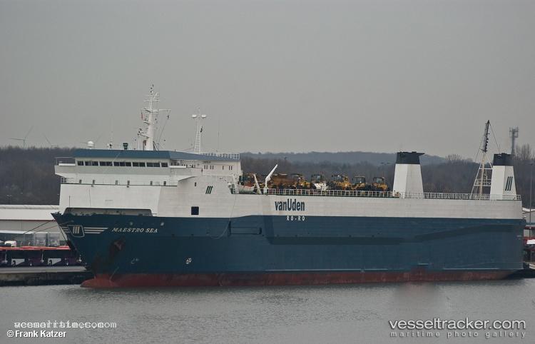 Lyktos - Ro Ro Cargo Ship vessel registered in Marshall Islands