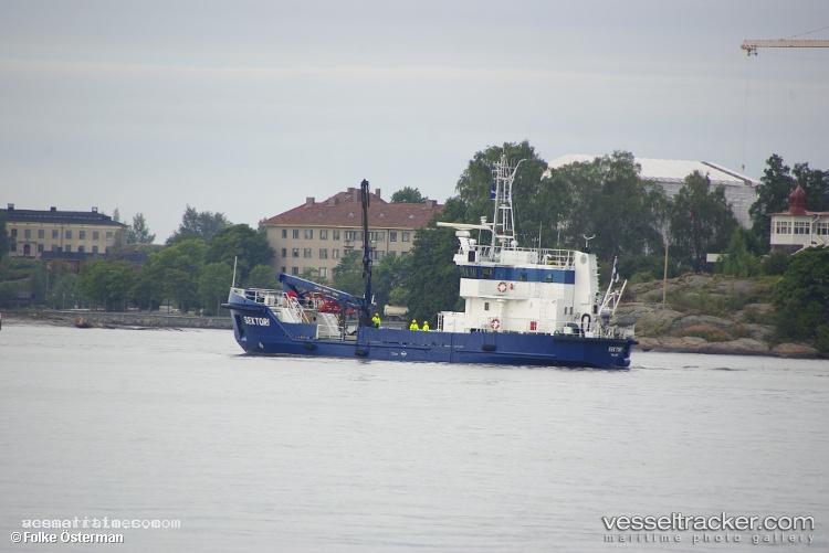 Sektori - Buoy Lighthouse Vessel vessel registered in Estonia