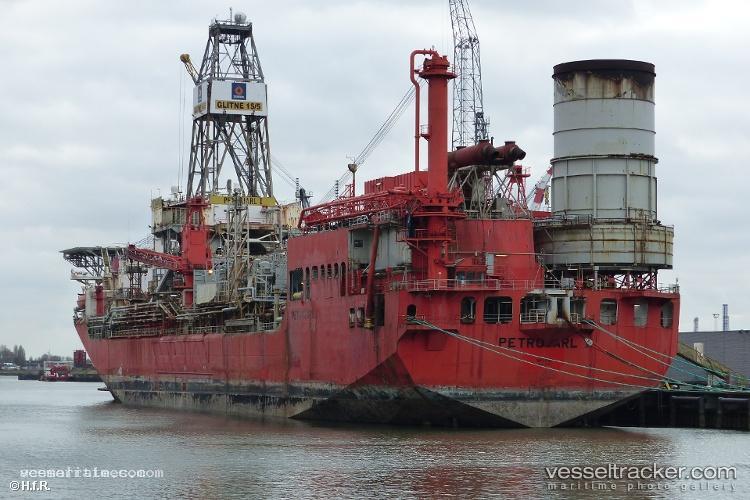 Petrojarl-1 - Fpso Tanker vessel registered in Bahamas