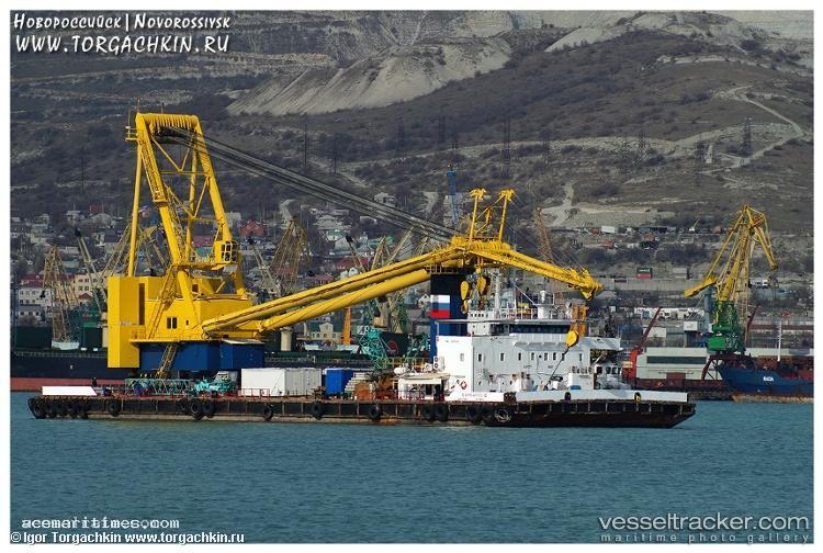 Barbaros-3 - Crane Ship vessel registered in Russia