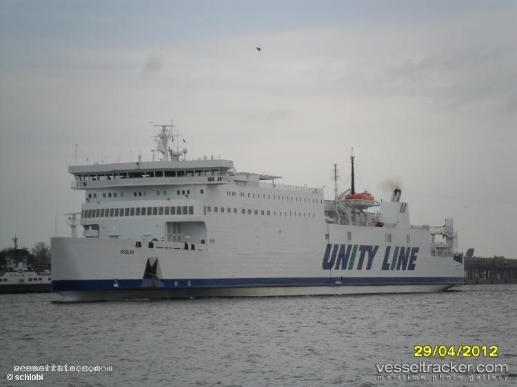 Golden-Carrier - Passenger Ro Ro Cargo Ship vessel registered in Cyprus