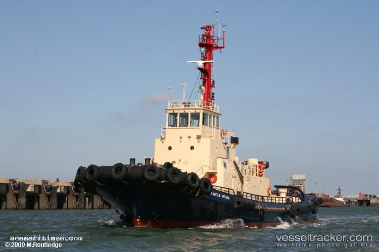 British - Tug vessel registered in Cameroon