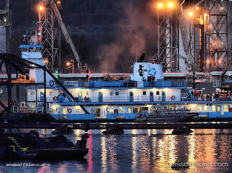 Hang-Jun-1003 - Hopper Dredger vessel registered in China