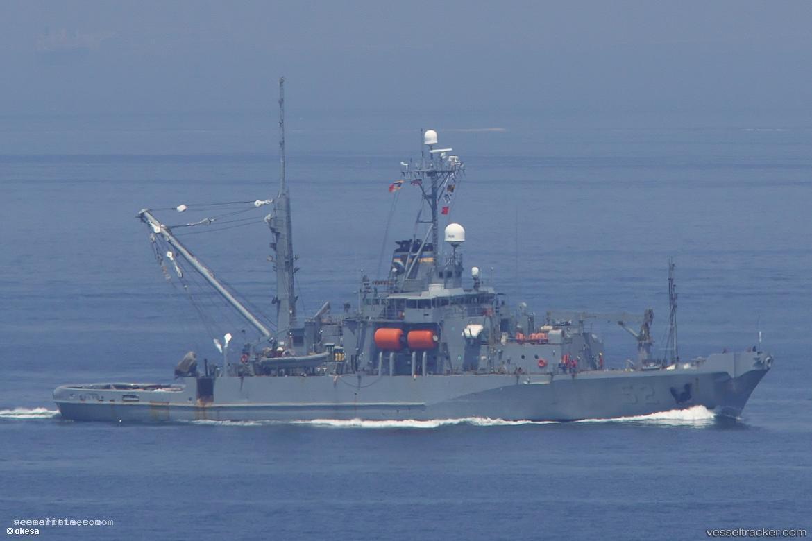 Salvor - Salvage Ship vessel registered in United States of America