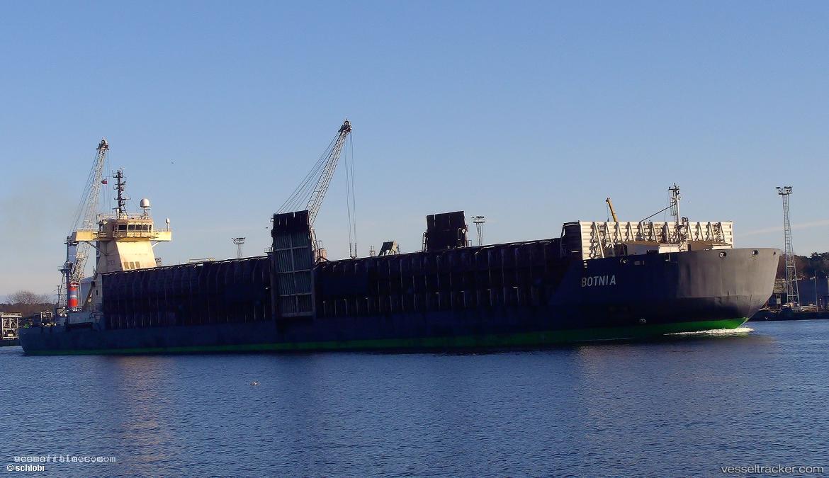 Steel - Pusher Tug vessel registered in Finland