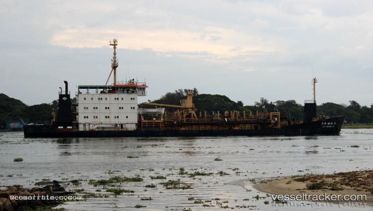 Dci-Dredge-Xi - Hopper Dredger vessel registered in India