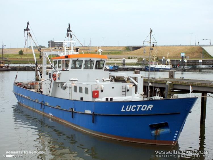 Luctor - Research Vessel vessel registered in Netherlands