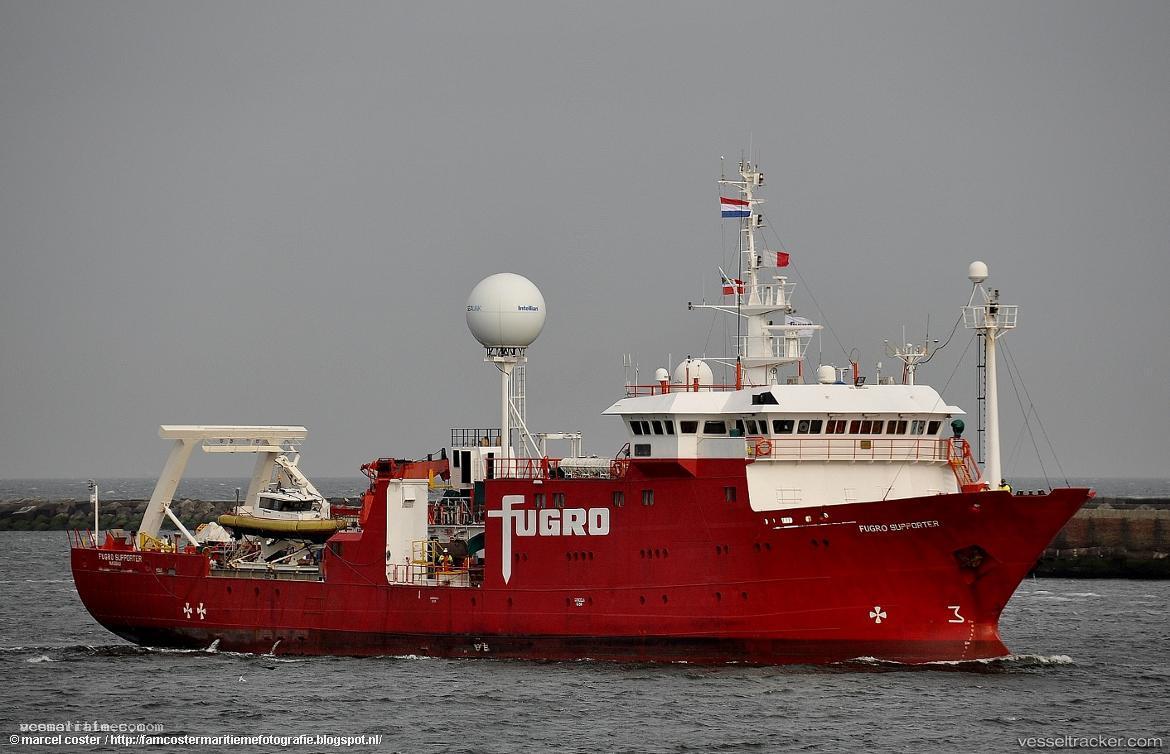 Fugro-Supporter - Research Vessel vessel registered in Bahamas