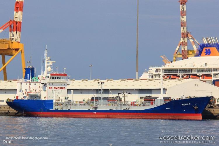 Riva-3 - Oil Products Tanker vessel registered in Comoros