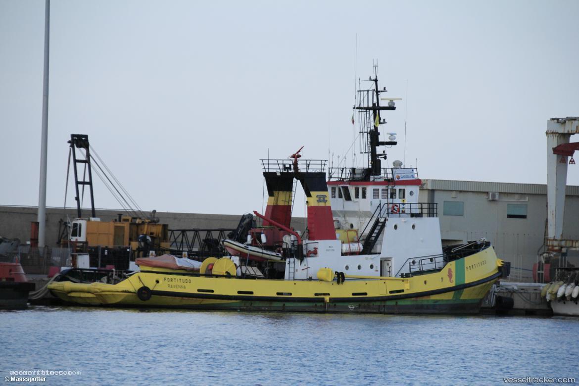 Fortitudo - Tug vessel registered in Italy
