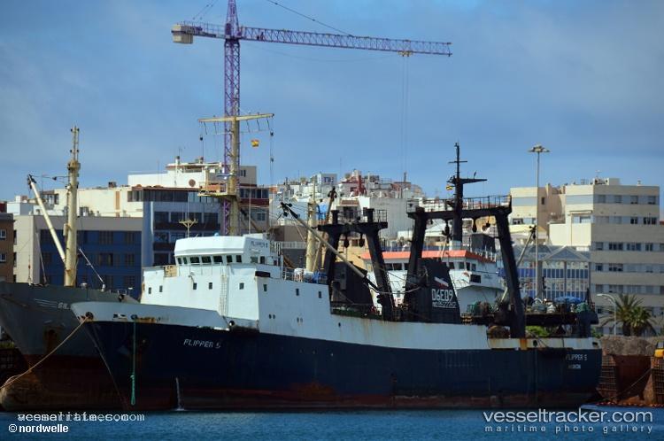 Flipper-5 - Fishing Vessel vessel registered in Guinea-Bissau