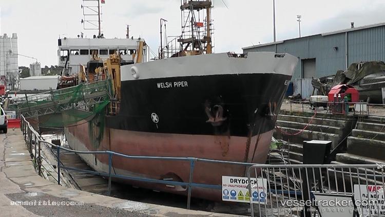 Welsh-Piper - Hopper Dredger vessel registered in United Kingdom