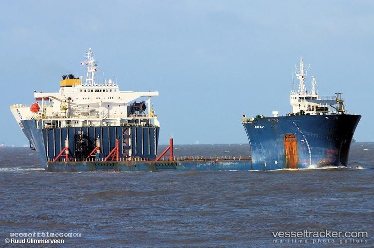 Seaway-Osprey - Heavy Load Carrier vessel registered in Norway