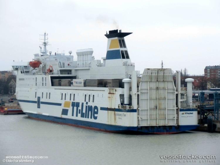 Huckleberry-Finn - Passenger Ro Ro Cargo Ship vessel registered in Sweden