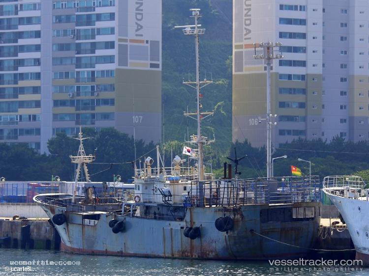 Vector - Fishing Vessel vessel registered in Russia
