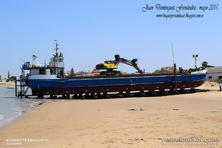 Elmar-Dos - Dredger vessel registered in Spain