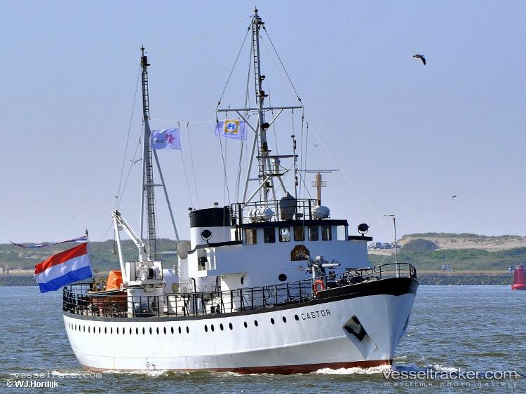 Castor - Research Vessel vessel registered in Netherlands