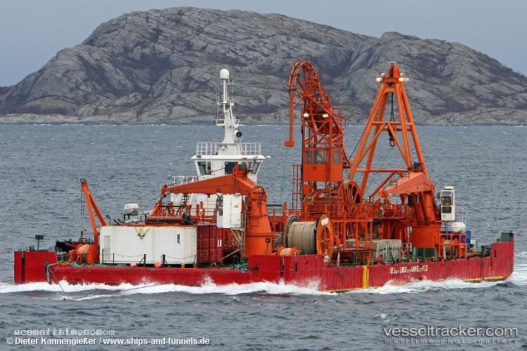 Nautilus-Maxi - Barge Carrier vessel registered in Norway