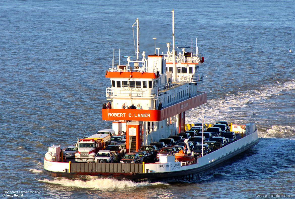 Robert-C.-Lanier - Passenger Ro Ro Cargo Ship vessel registered in United States of America