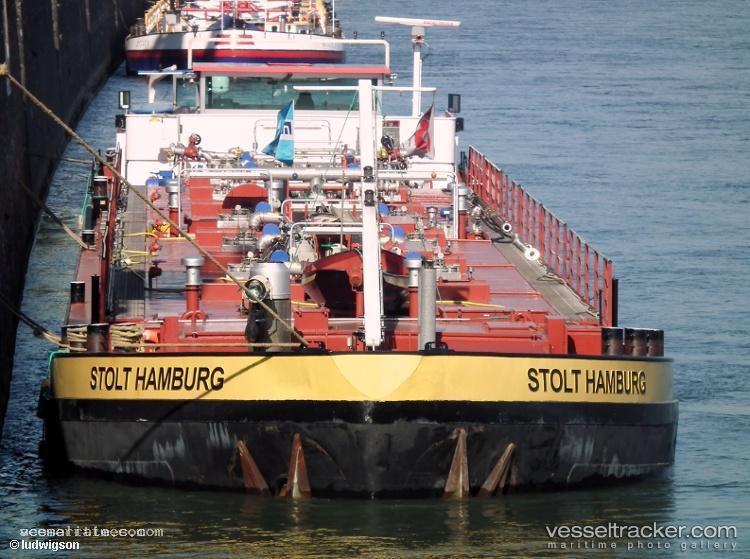 Danalou - Other Tanker vessel registered in Netherlands