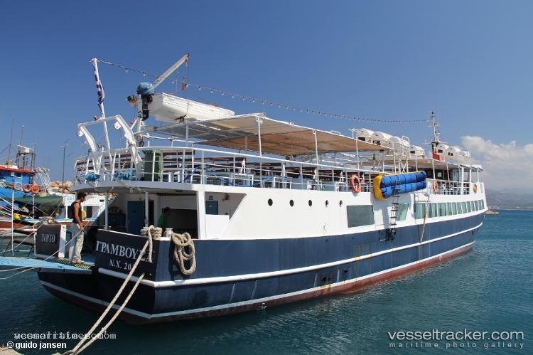 Porto-Gramvusa - Passenger Ship vessel registered in Greece