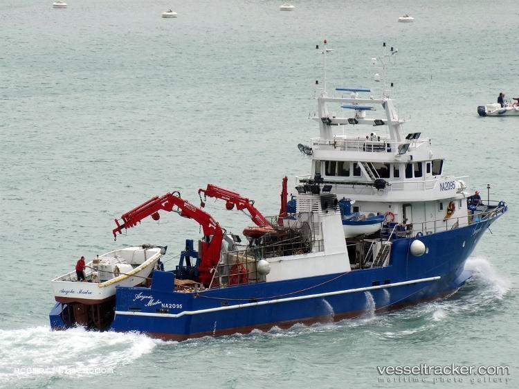 Angela-Madre - Fishing Vessel vessel registered in Italy