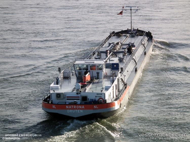 Maria-P - Other Tanker vessel registered in Netherlands
