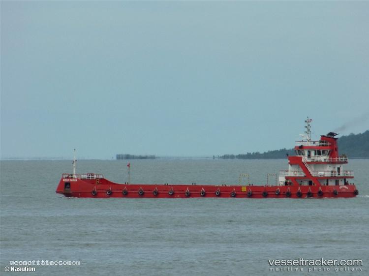 Spob-Ocean-Mandar - Oil Products Tanker vessel registered in Indonesia