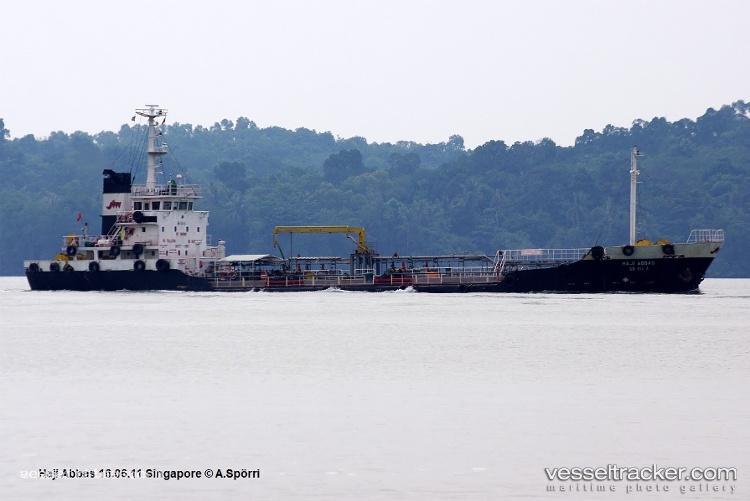 Straits-Courageous - Oil Products Tanker vessel registered in Mongolia