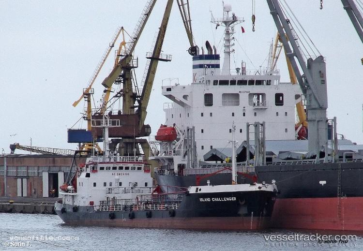 Island-Challenger - Oil Products Tanker vessel registered in Cyprus