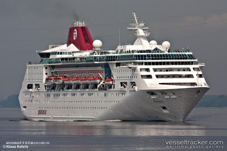 Empress - Cruise Ship vessel registered in Bahamas