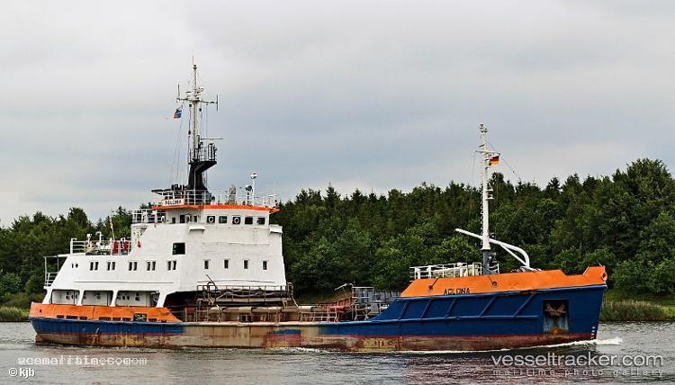 Akinsi - Service Ship vessel registered in Russia