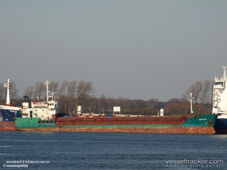 Queen-B-Ii - Multi Purpose Carrier vessel registered in Panama