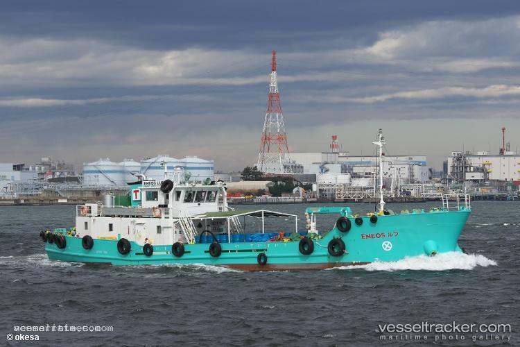 Eneos-Lub - Bunkering Tanker vessel registered in Japan