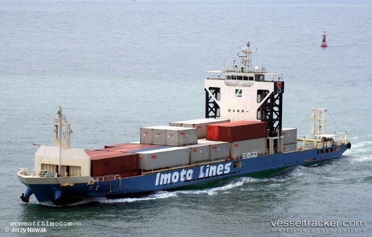 Maya - Container Ship vessel registered in Japan