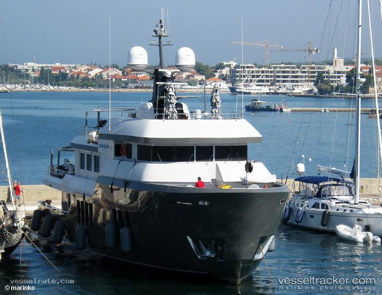 Bonum - Service Ship vessel registered in Portugal