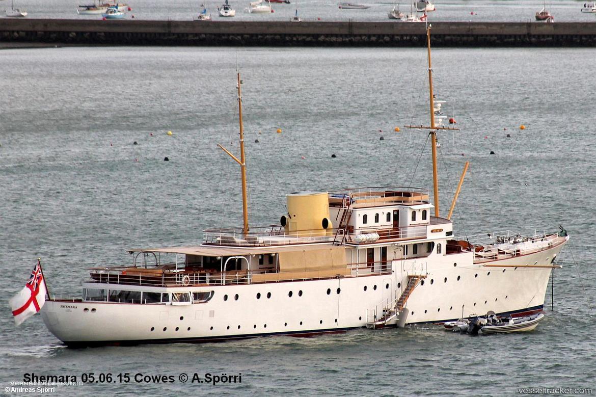 Shemara - Yacht vessel registered in United Kingdom
