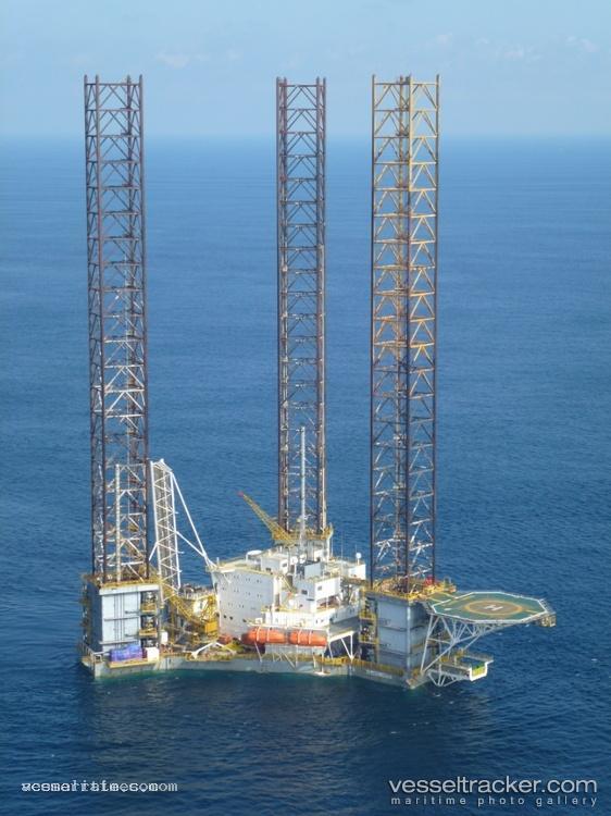 Ocean-Castle - Offshore Vessel vessel registered in Saint Kitts and Nevis
