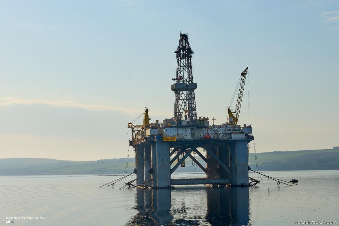 Well-safe-Defender - Offshore Vessel vessel registered in Marshall Islands