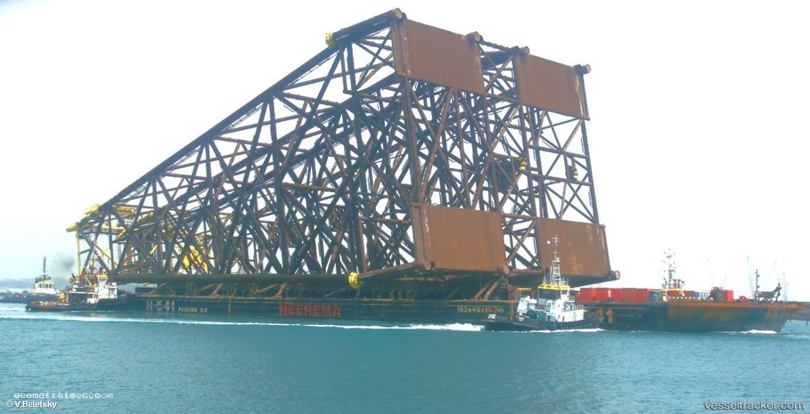 H-541 - [service_ship.barge] vessel registered in Panama