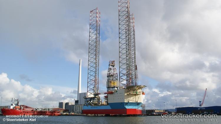 Noble-Innovator - Service Ship vessel registered in Marshall Islands