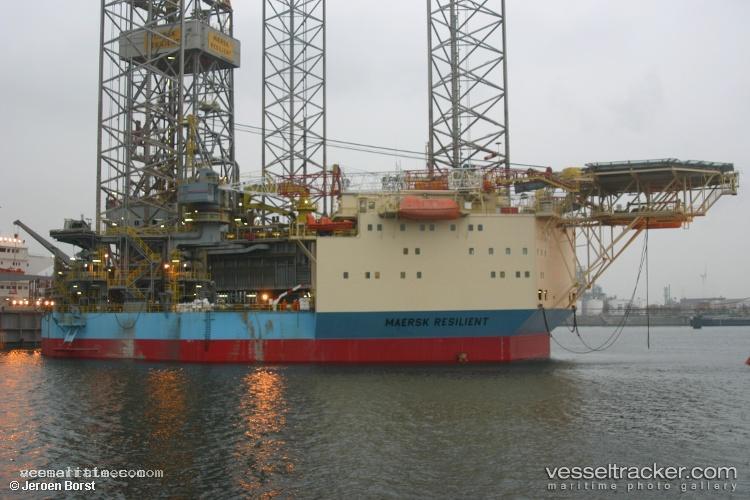 Noble-Resilient - Service Ship vessel registered in Marshall Islands