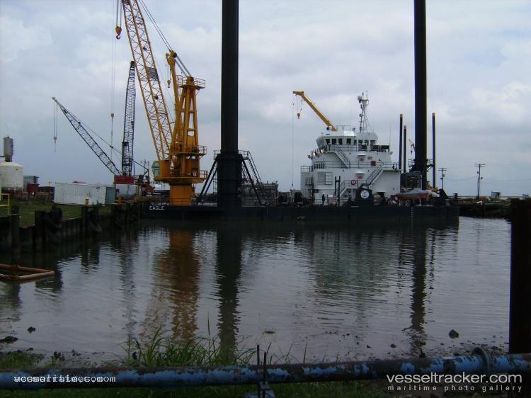 Hamad-Eagle - Offshore Support Vessel vessel registered in Marshall Islands