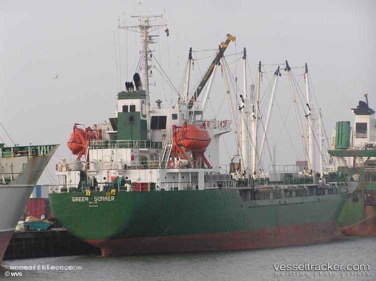 Frio-Navarin - Refrigerated Cargo Ship vessel registered in Russia