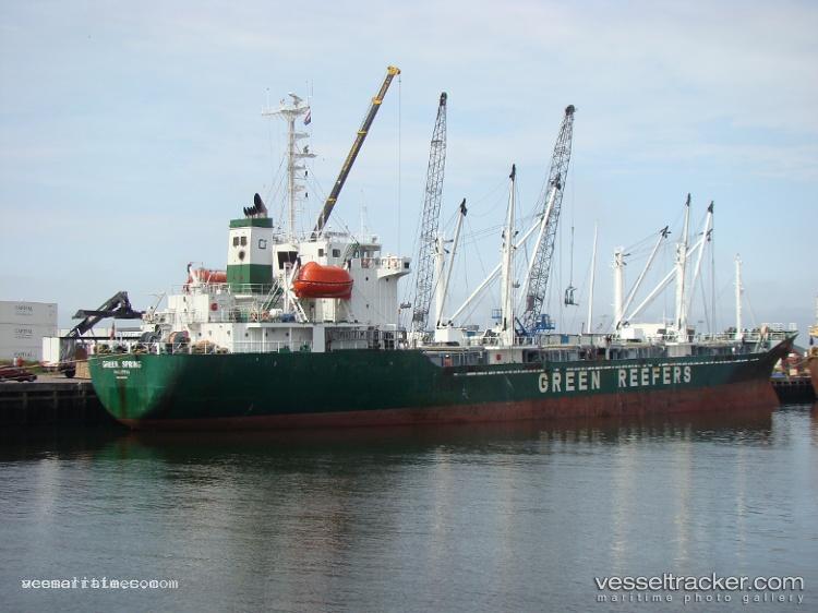 Hai-Feng-668 - Refrigerated Cargo Ship vessel registered in Vanuatu