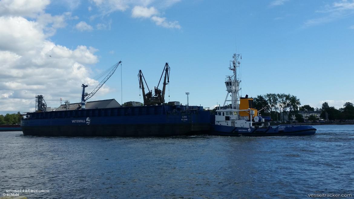 Joulius - Pusher Tug vessel registered in Denmark
