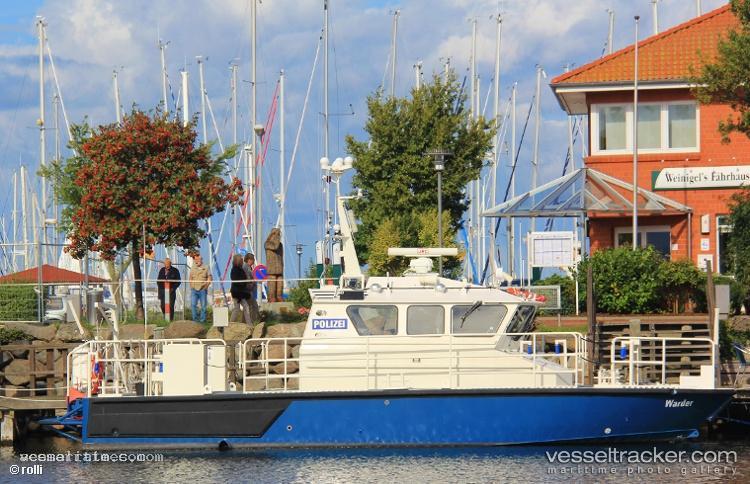 Sd-Warden - Service Ship vessel registered in United Kingdom