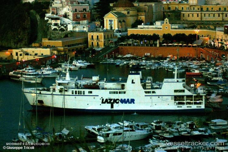 Tetide - Passenger Ro Ro Cargo Ship vessel registered in Italy