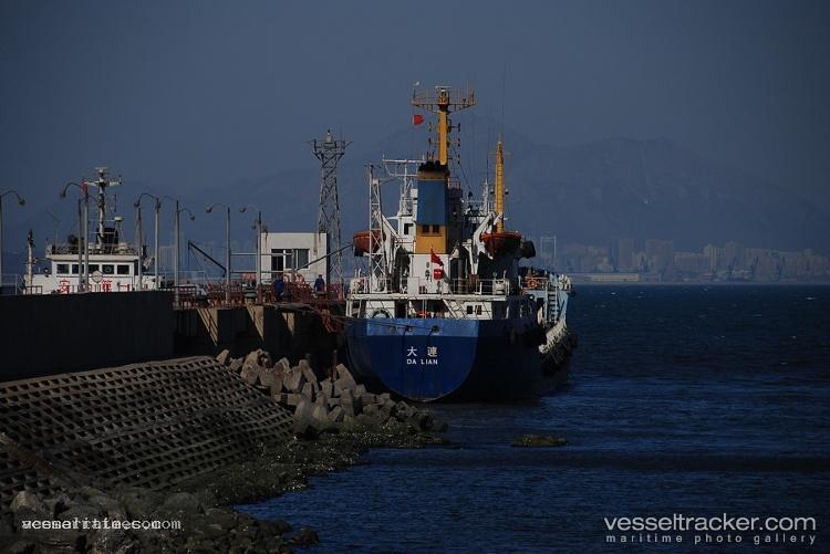 Km-Tanto-Lestari - Container Ship vessel registered in Indonesia